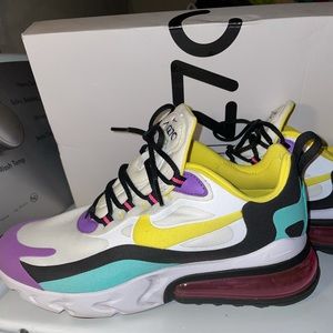 Nike Air Max 270 Reacts Size 7